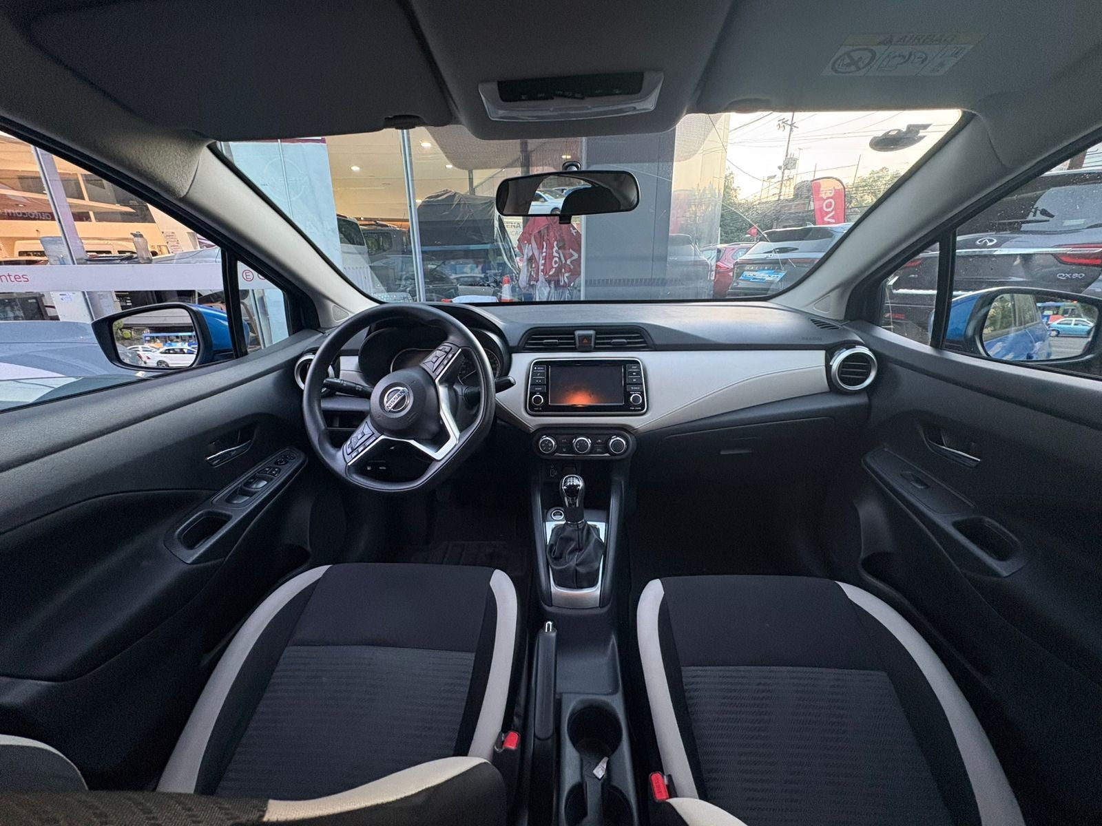 2022 Nissan VERSA ADVANCE MT 22