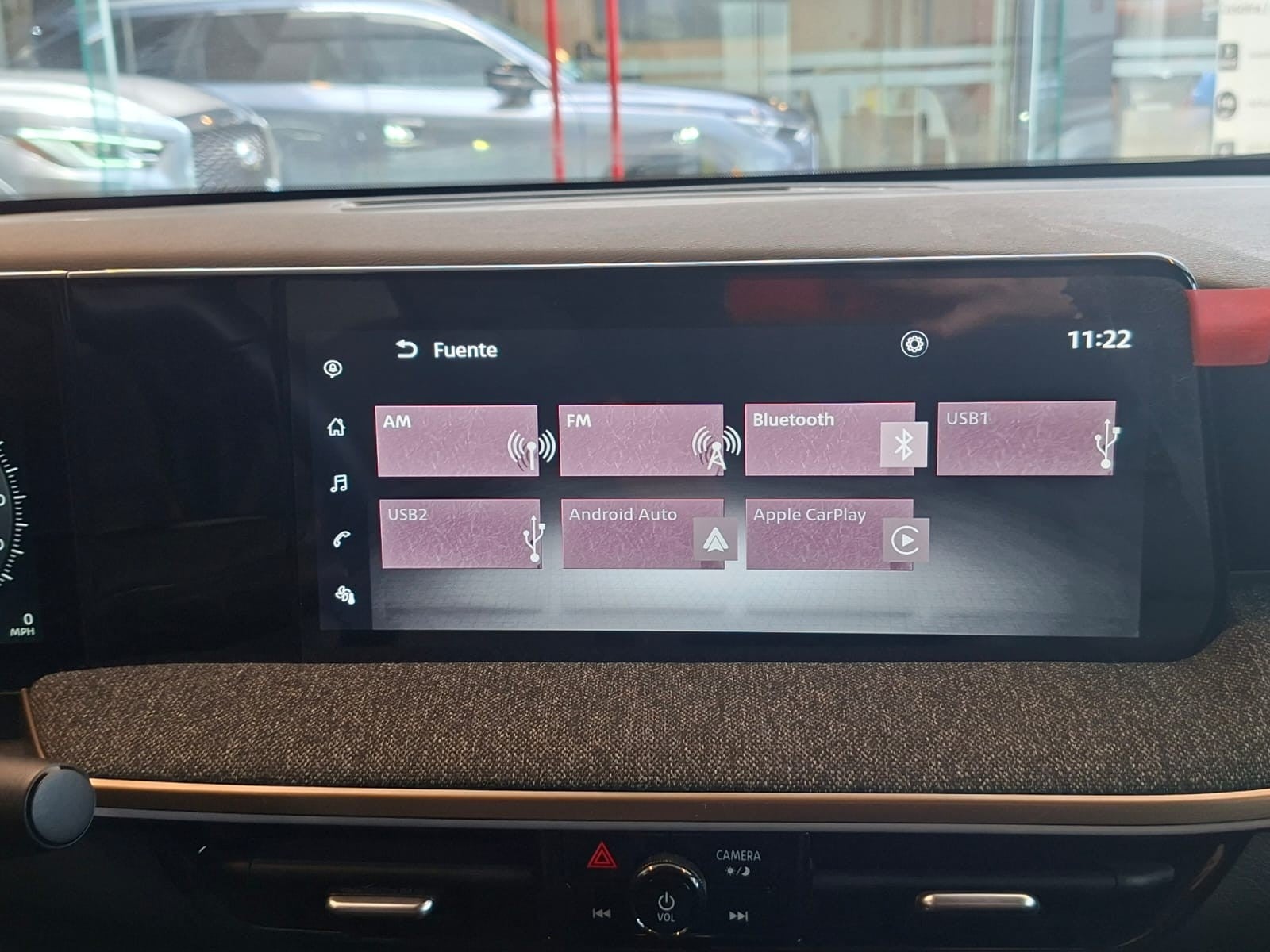 2025 Nissan KICKS PLATINUM CVT 25