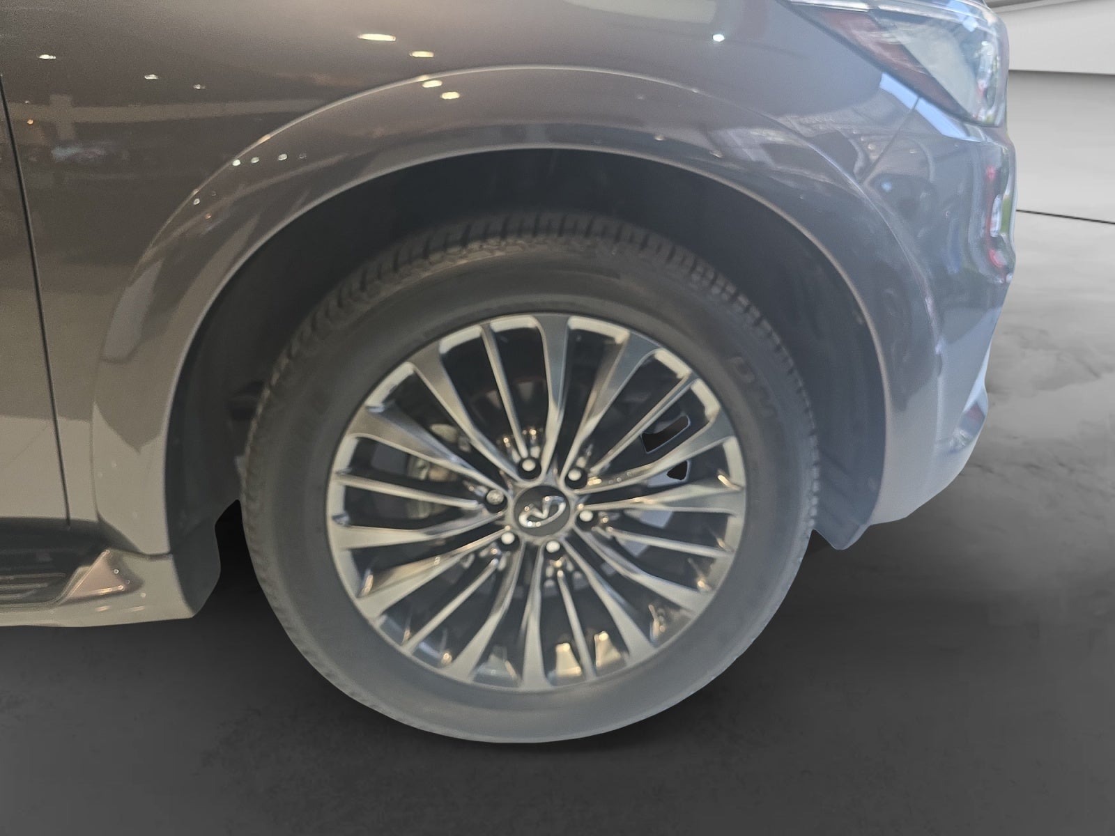 2024 INFINITI QX80 5.6 4WD TA 7 PASAJEROS 24