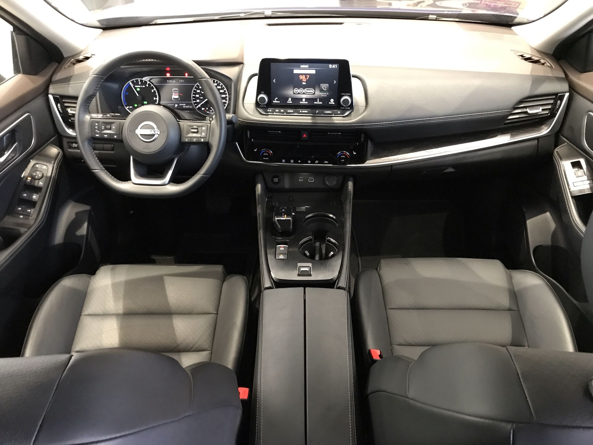 2025 Nissan X-TRAIL EXCLUSIVE E-POWER 2 ROW 25