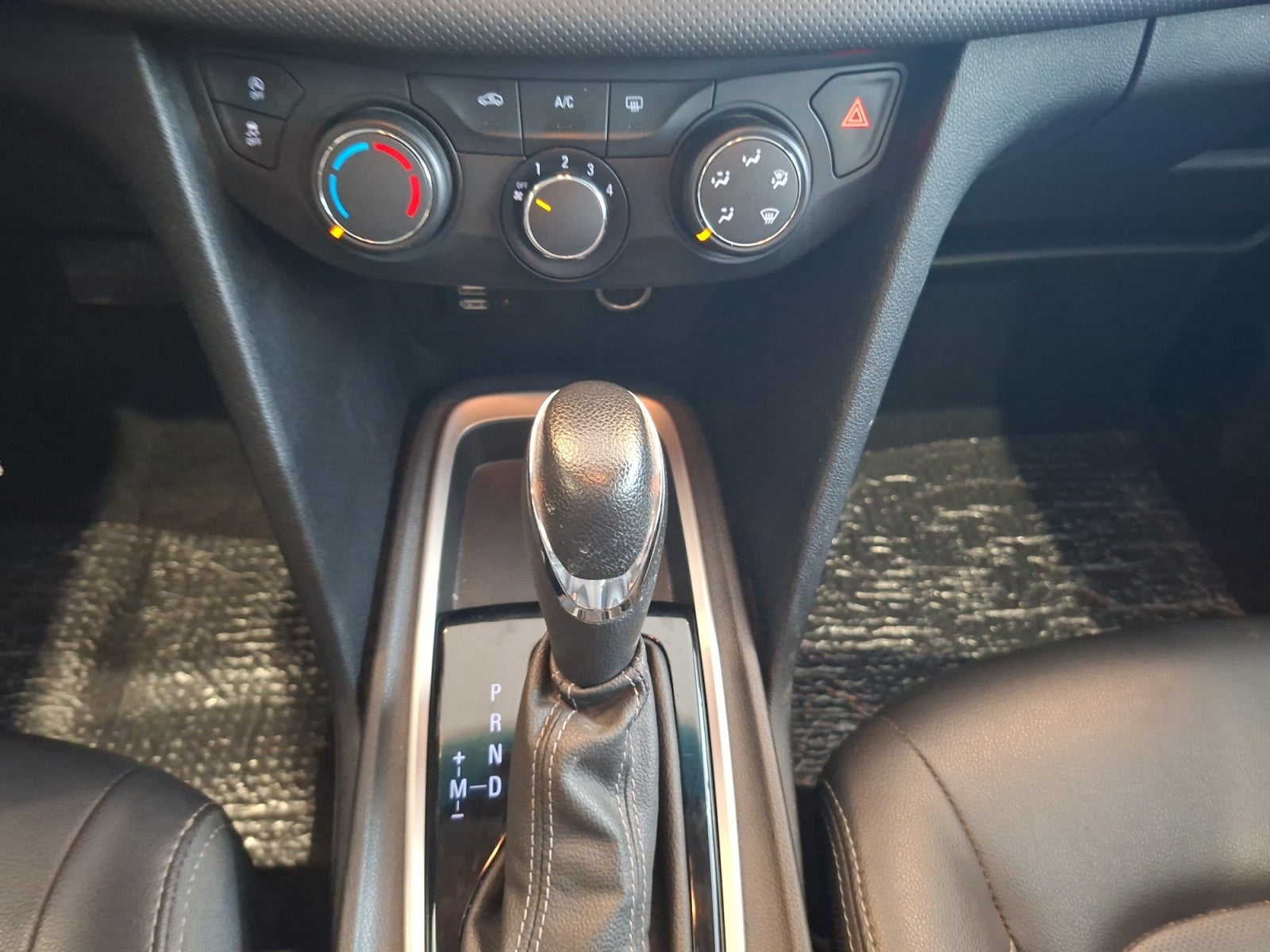 2023 Chevrolet CAVALIER LT AUTOMÁTICO B