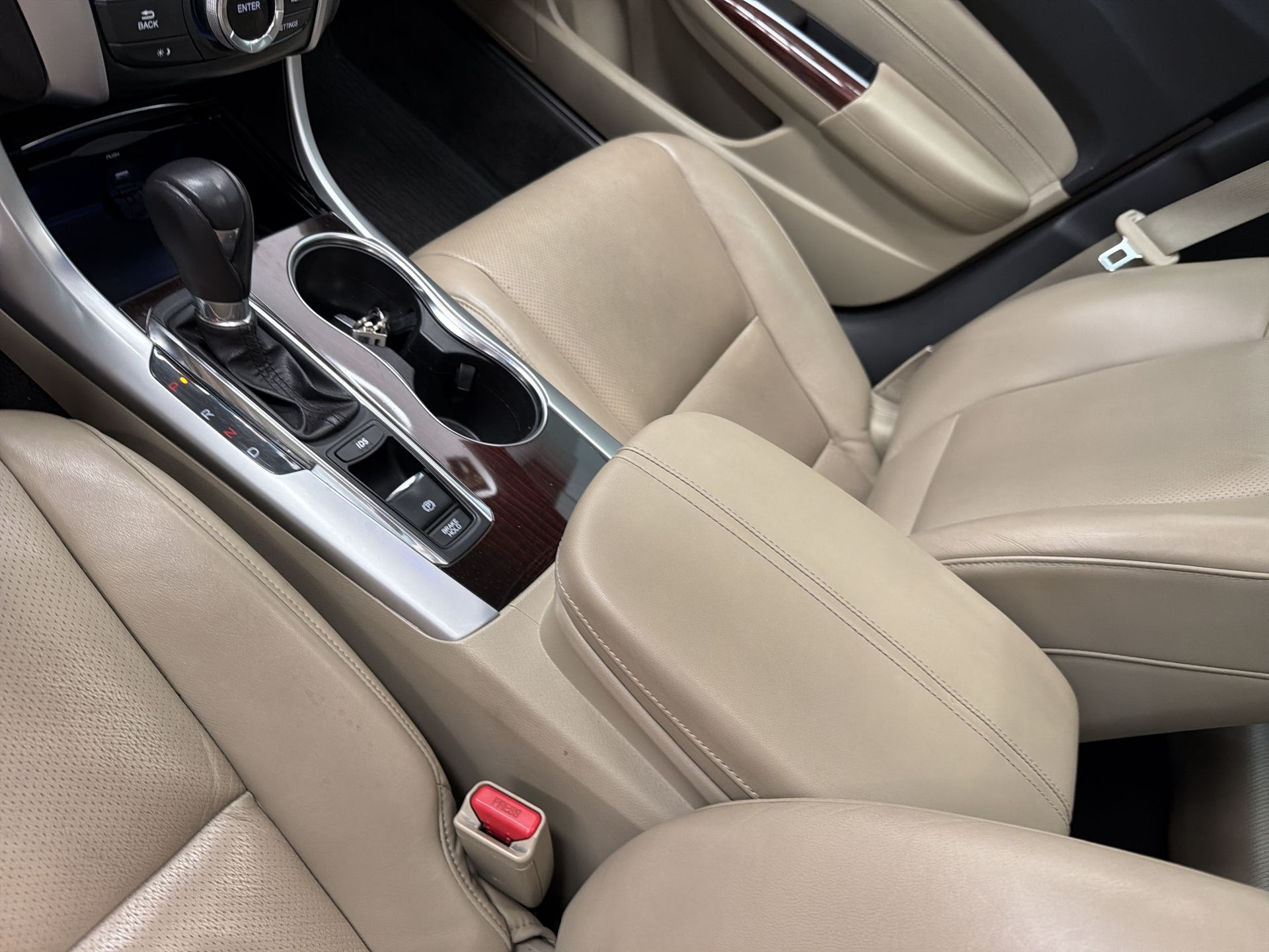 2015 Acura TLX 2.4 TECH AT