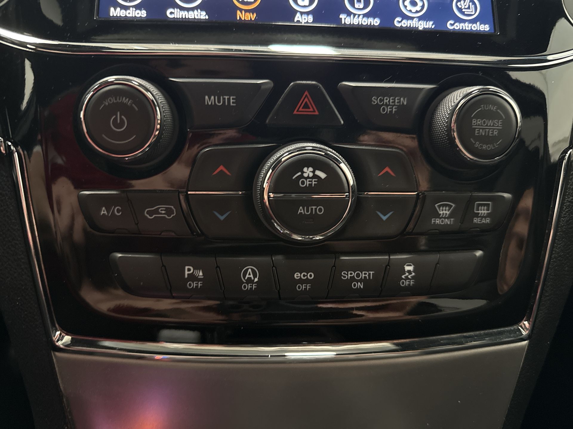 2021 Jeep GRAND CHEROKEE LIMITED LUJO V6