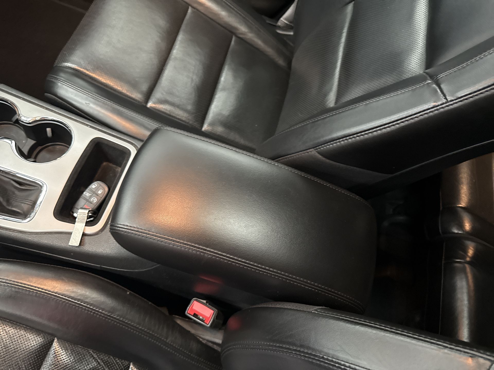 2021 Jeep GRAND CHEROKEE LIMITED LUJO V6