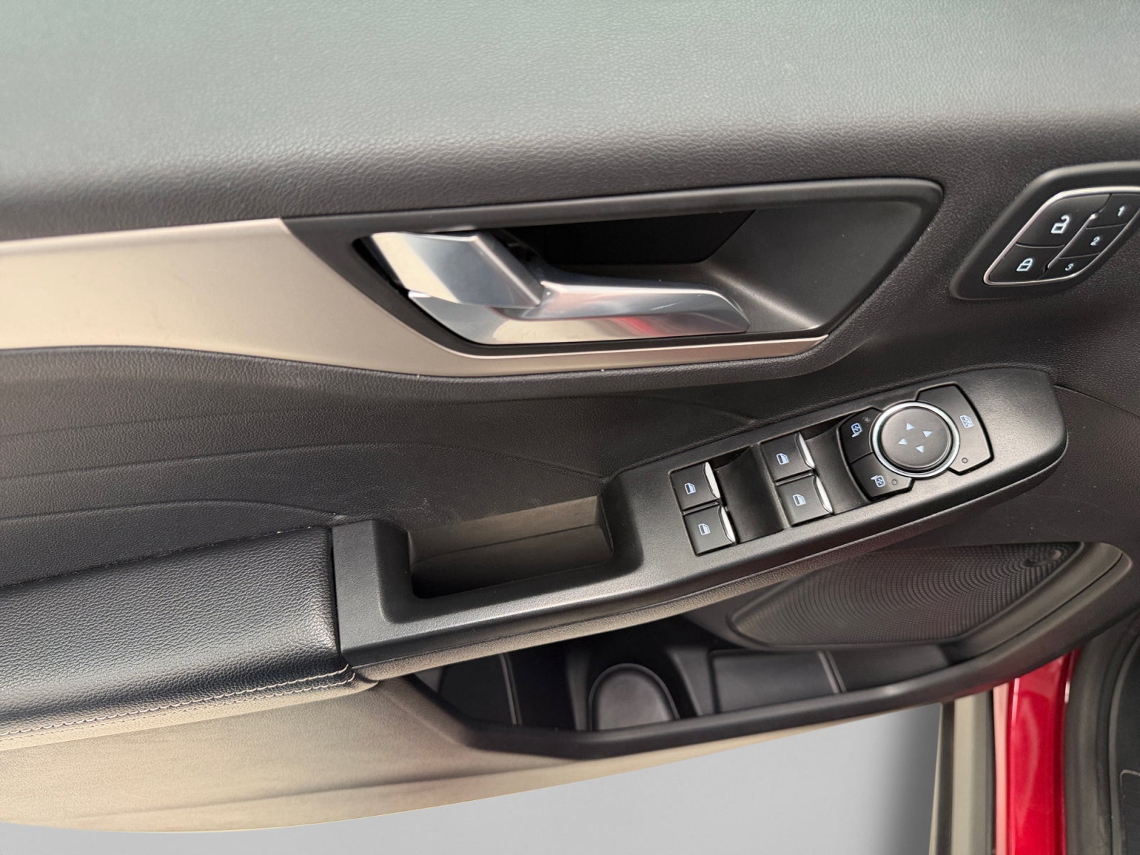 2022 Ford ESCAPE SEL LIMITED HEV