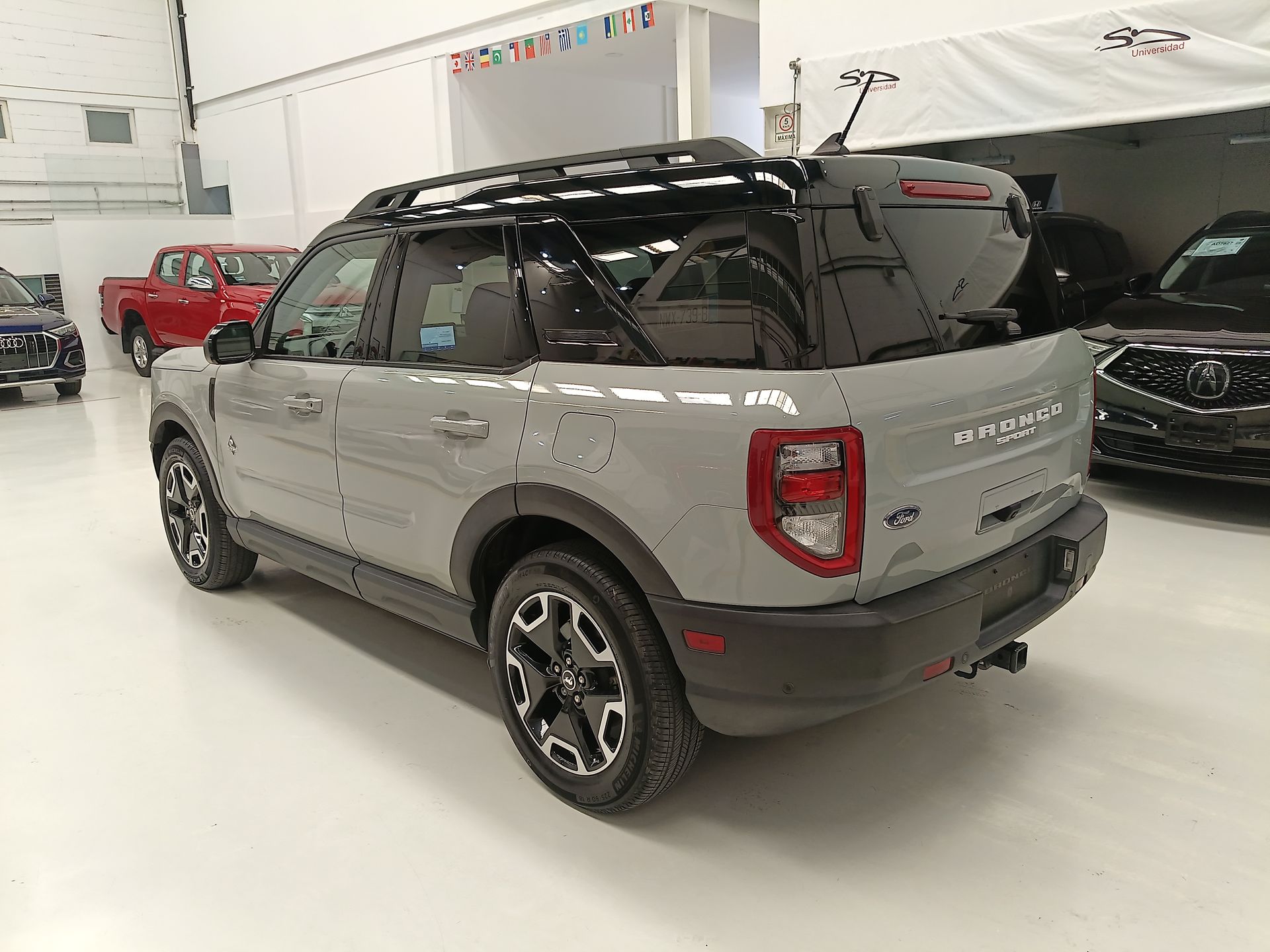 2024 Ford BRONCO OUTER BANKS 1.5L ECOBOOST