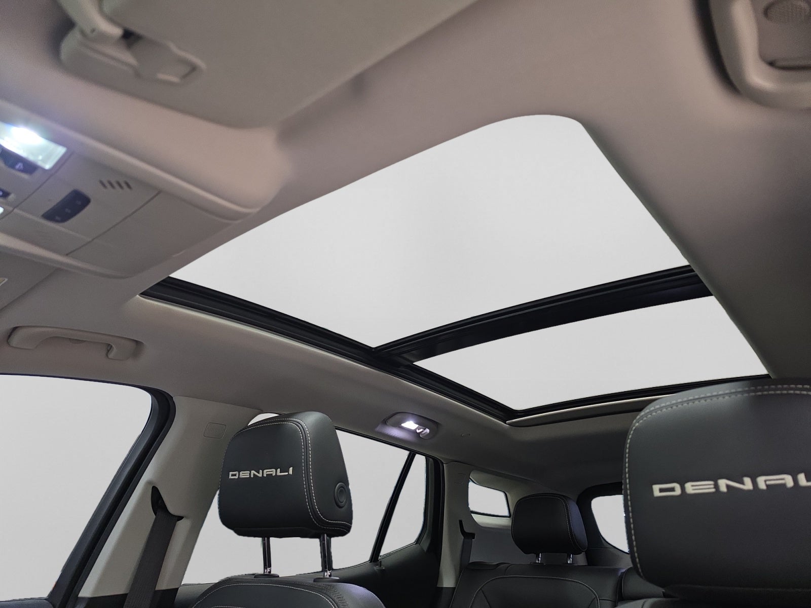 2024 GMC TERRAIN DENALI D