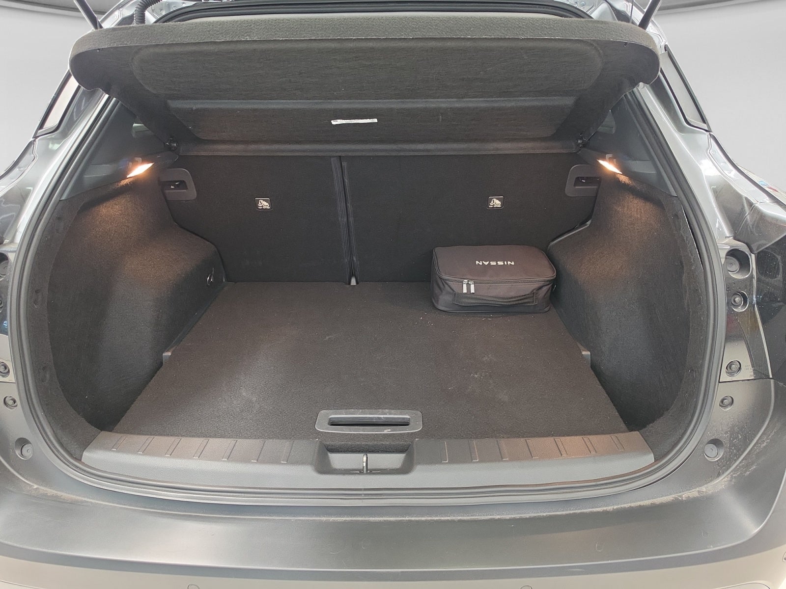 2025 Nissan KICKS PLATINUM CVT 25