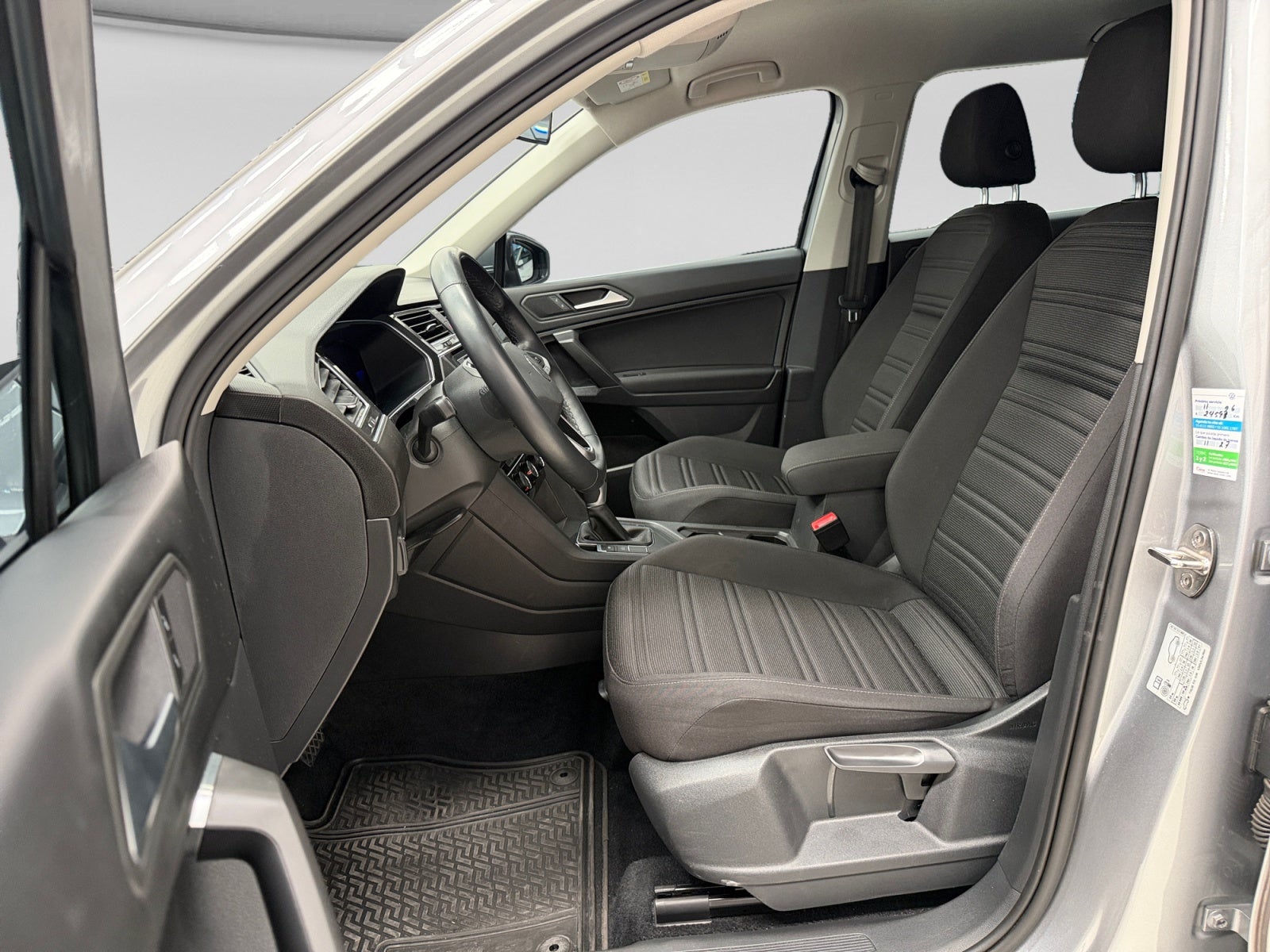 2022 Volkswagen TIGUAN TRENDLINE PLUS