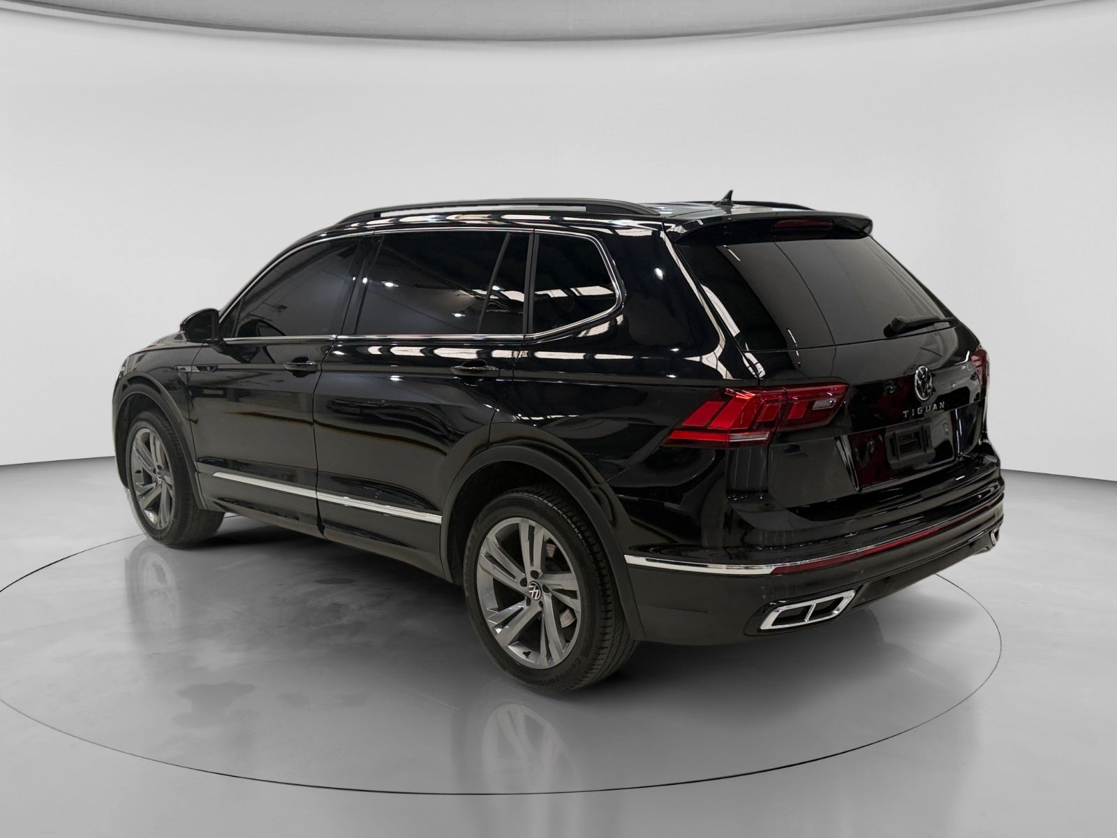 2024 Volkswagen TIGUAN TIGUAN R-LINE