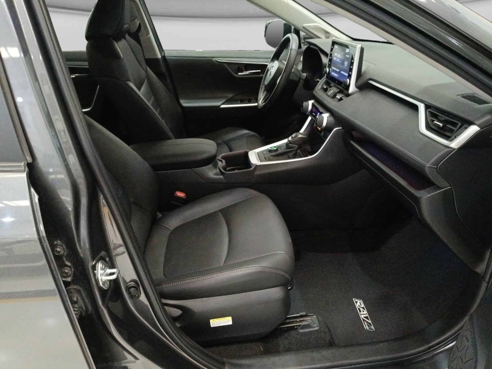 2022 Toyota RAV4 LIMITED HV