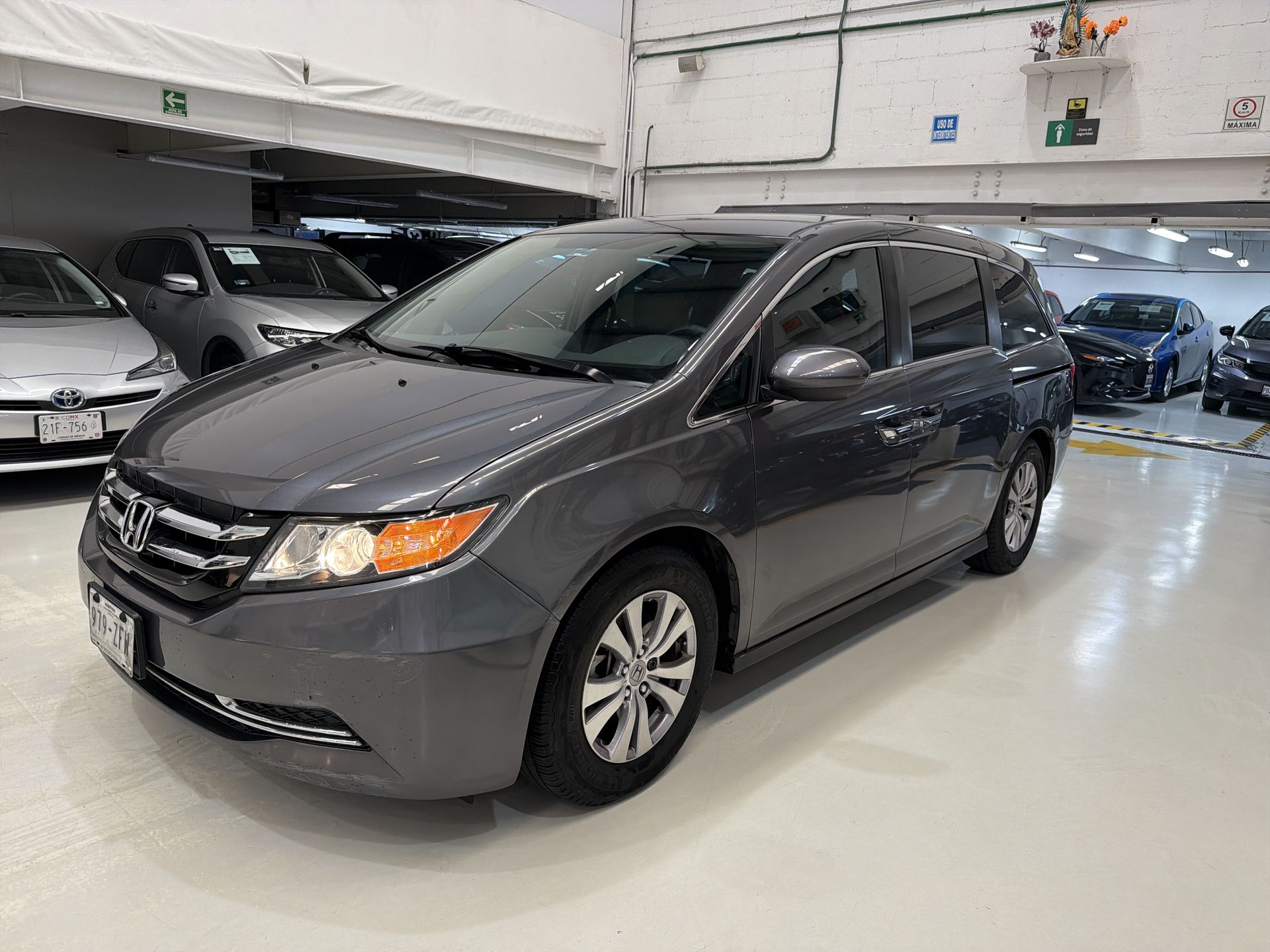 2014 Honda ODYSSEY EX