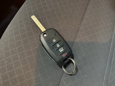 2018 Kia SORENTO LX 2.4 AT