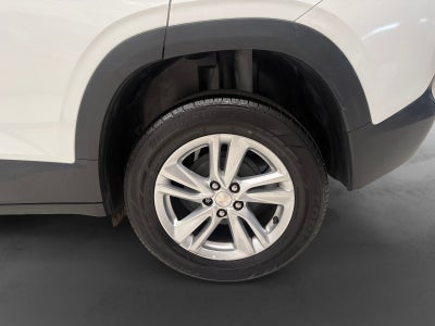 2023 Chevrolet TRACKER LS B