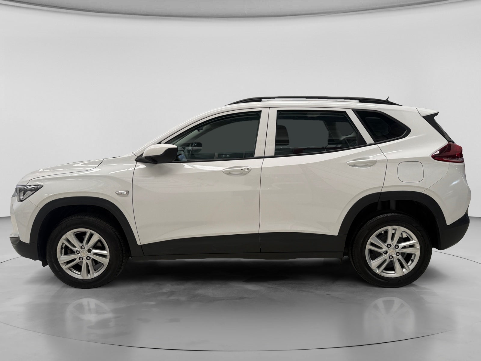 2023 Chevrolet TRACKER LS B