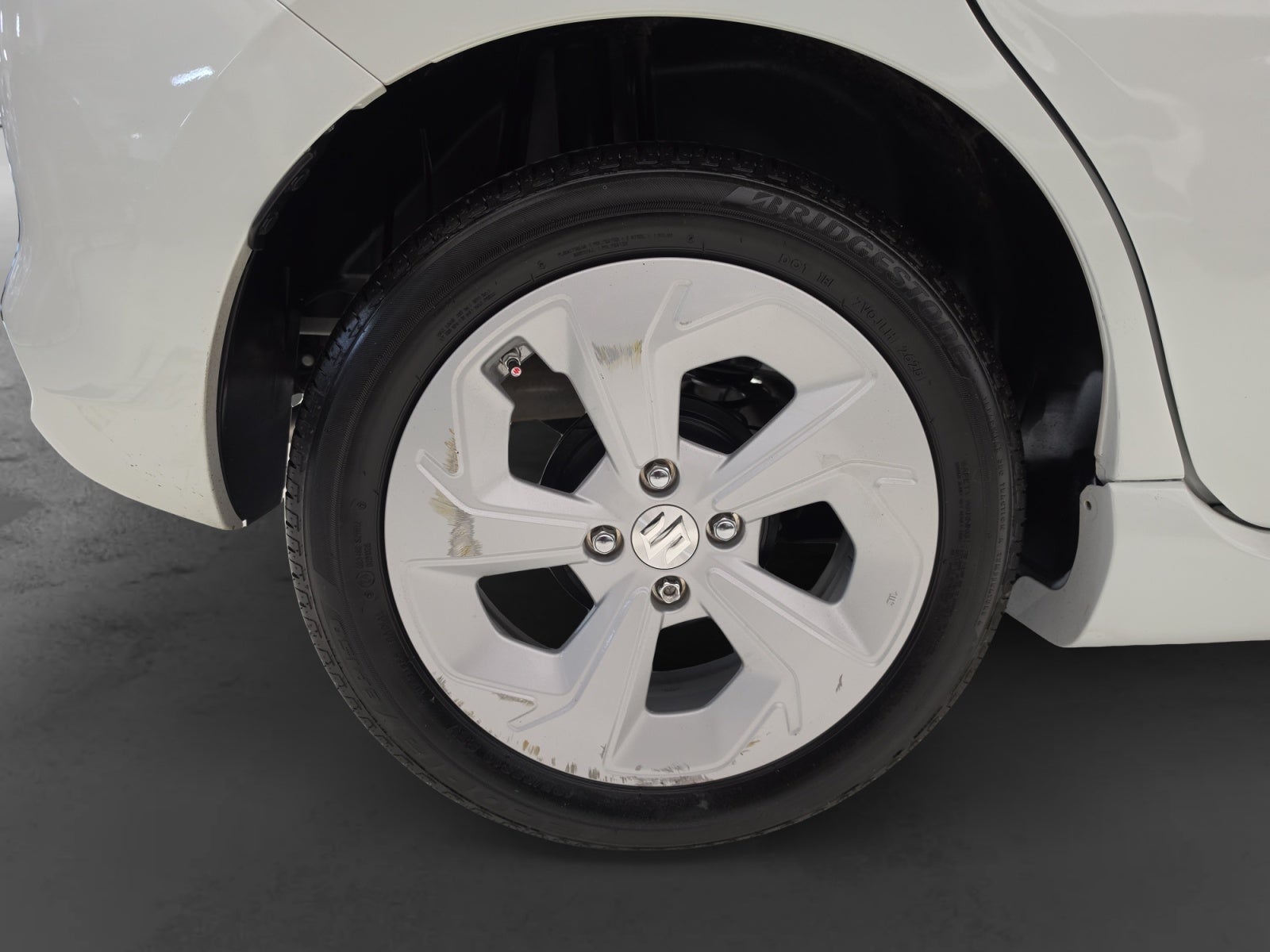 2026 SUZUKI SWIFT BOOSTERGREEN GLS MANUAL