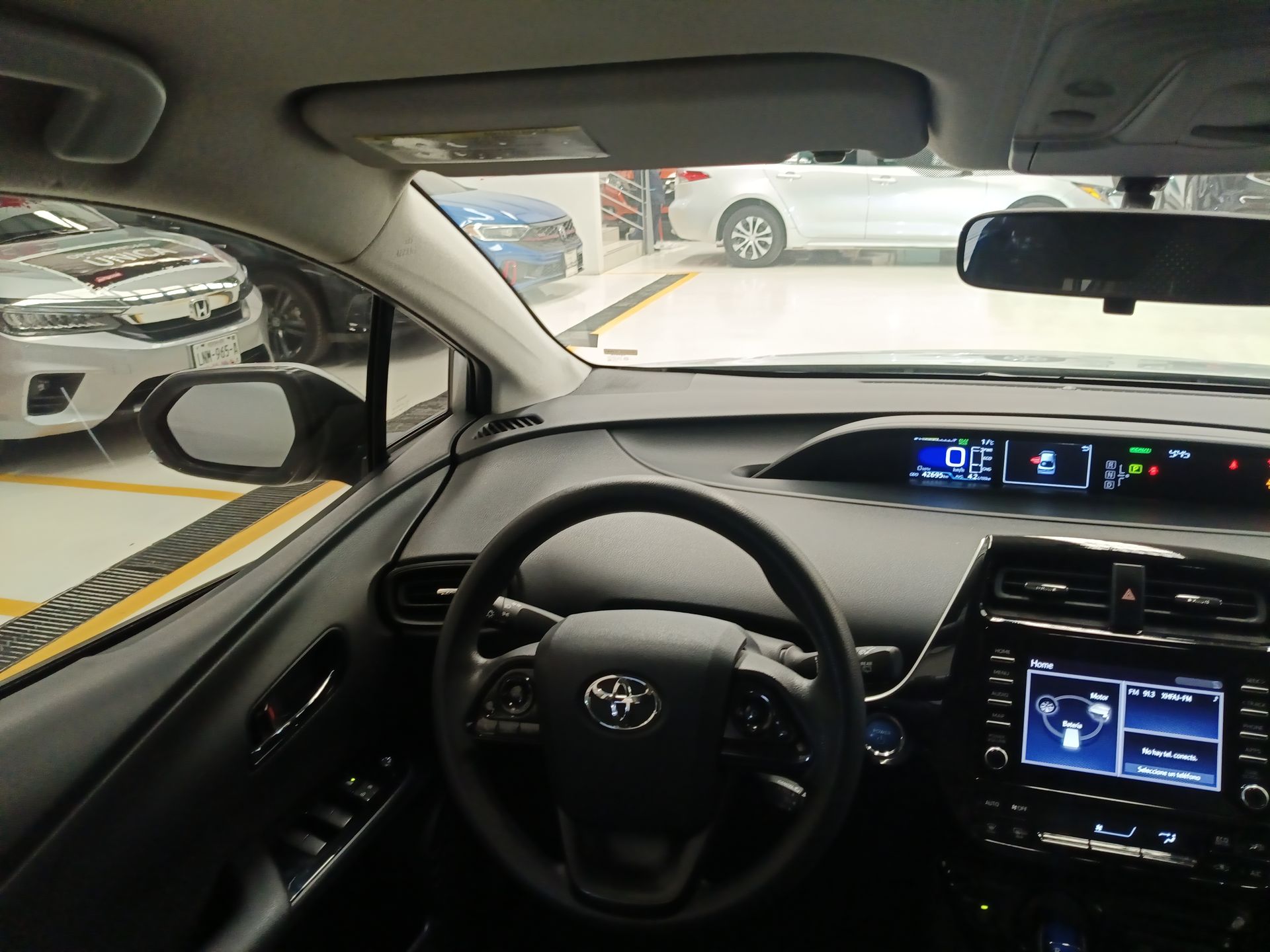 2021 Toyota PRIUS BASE BASE