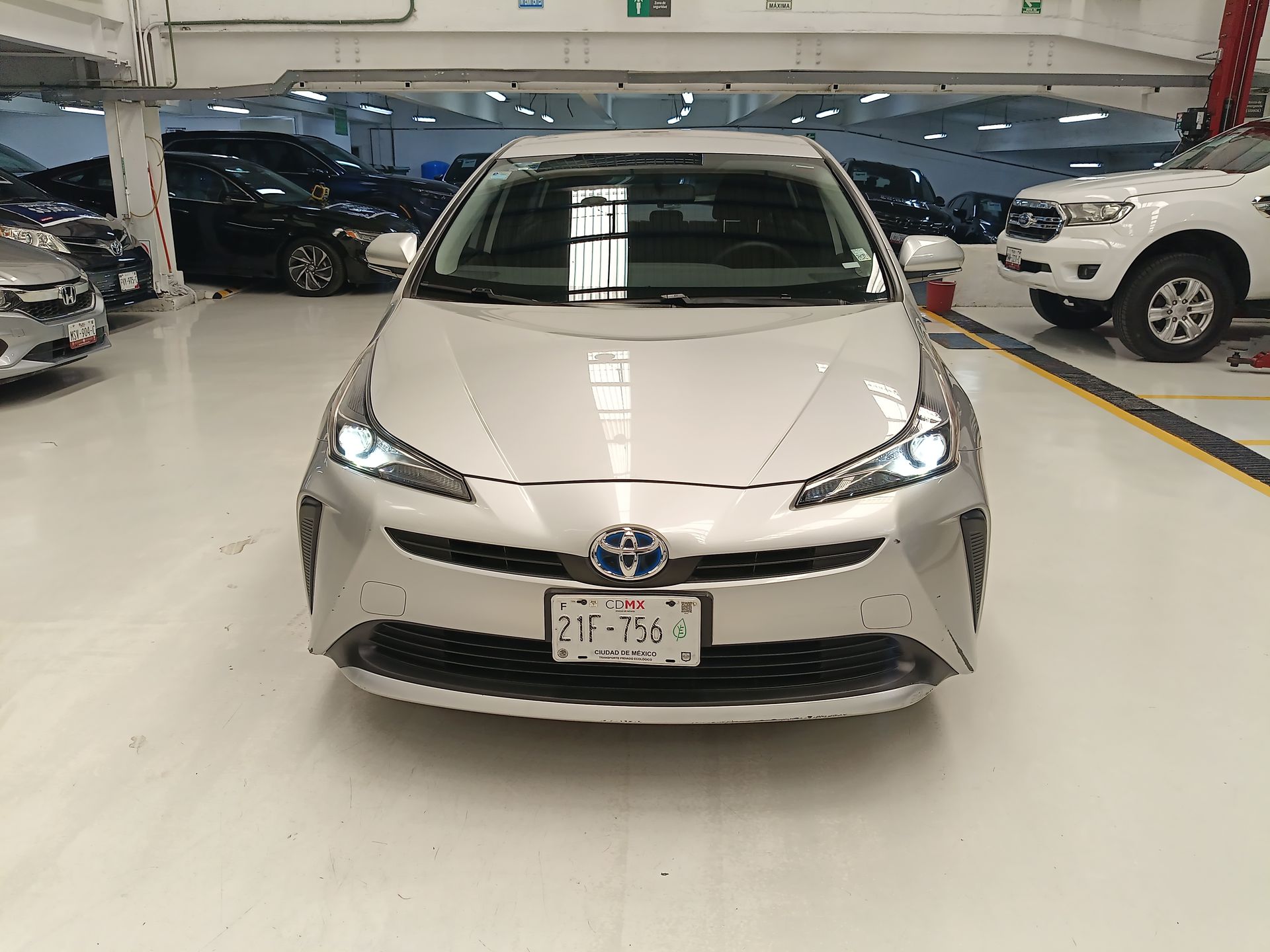 2021 Toyota PRIUS BASE BASE