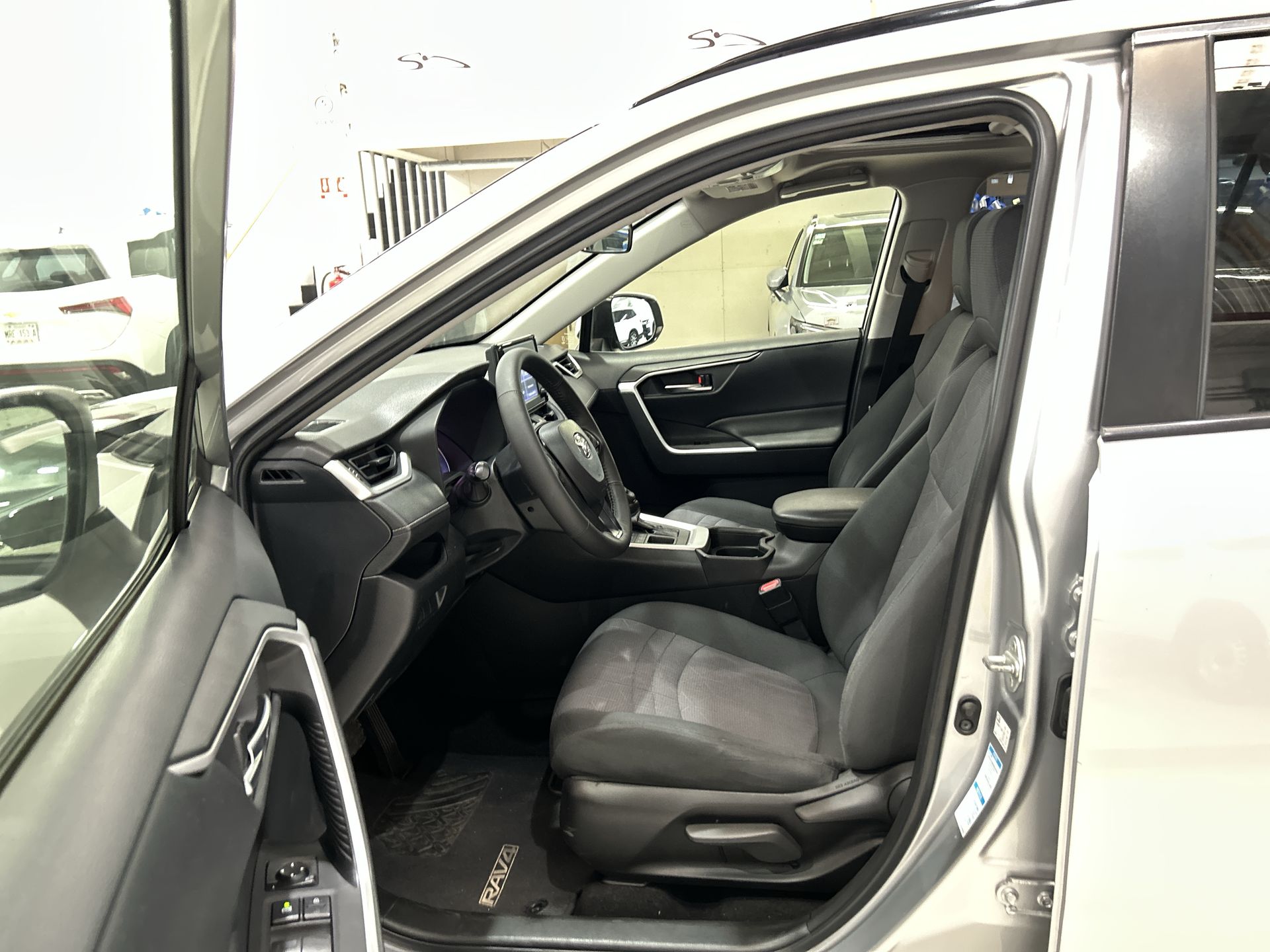 2019 Toyota RAV4 2.5 XLE AWD AT