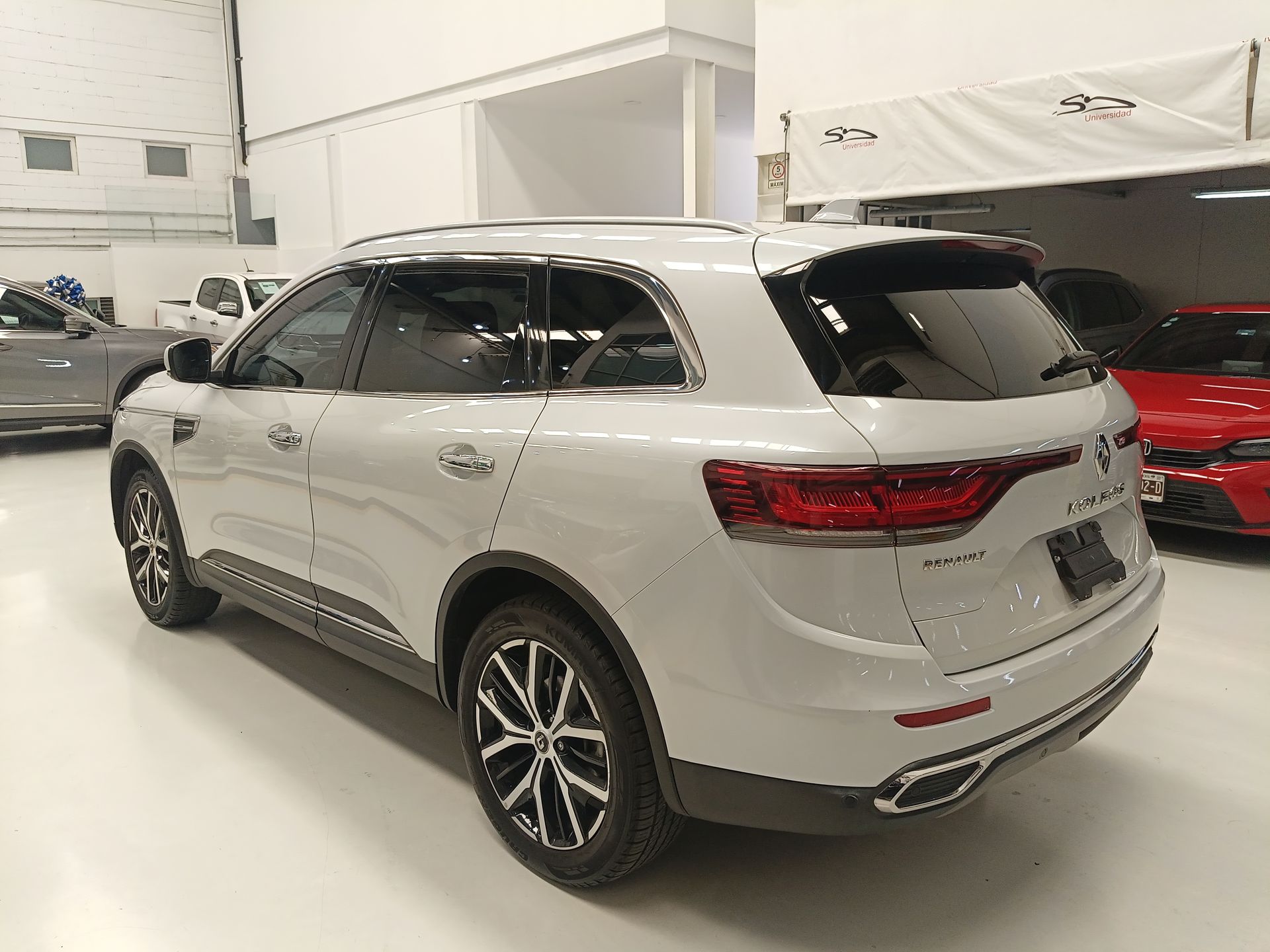 2023 RENAULT KOLEOS KOLEOS ICONIC