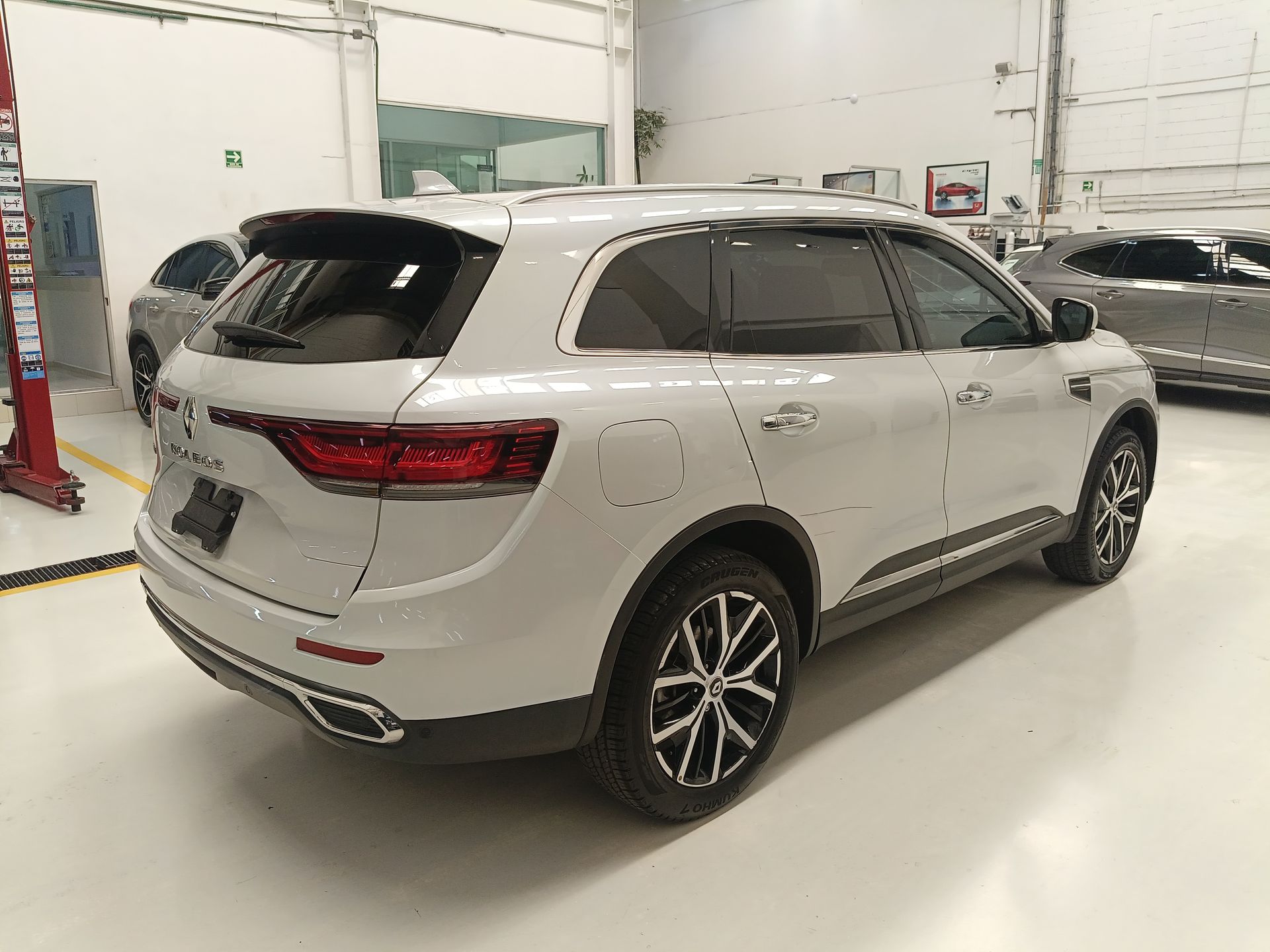 2023 RENAULT KOLEOS KOLEOS ICONIC