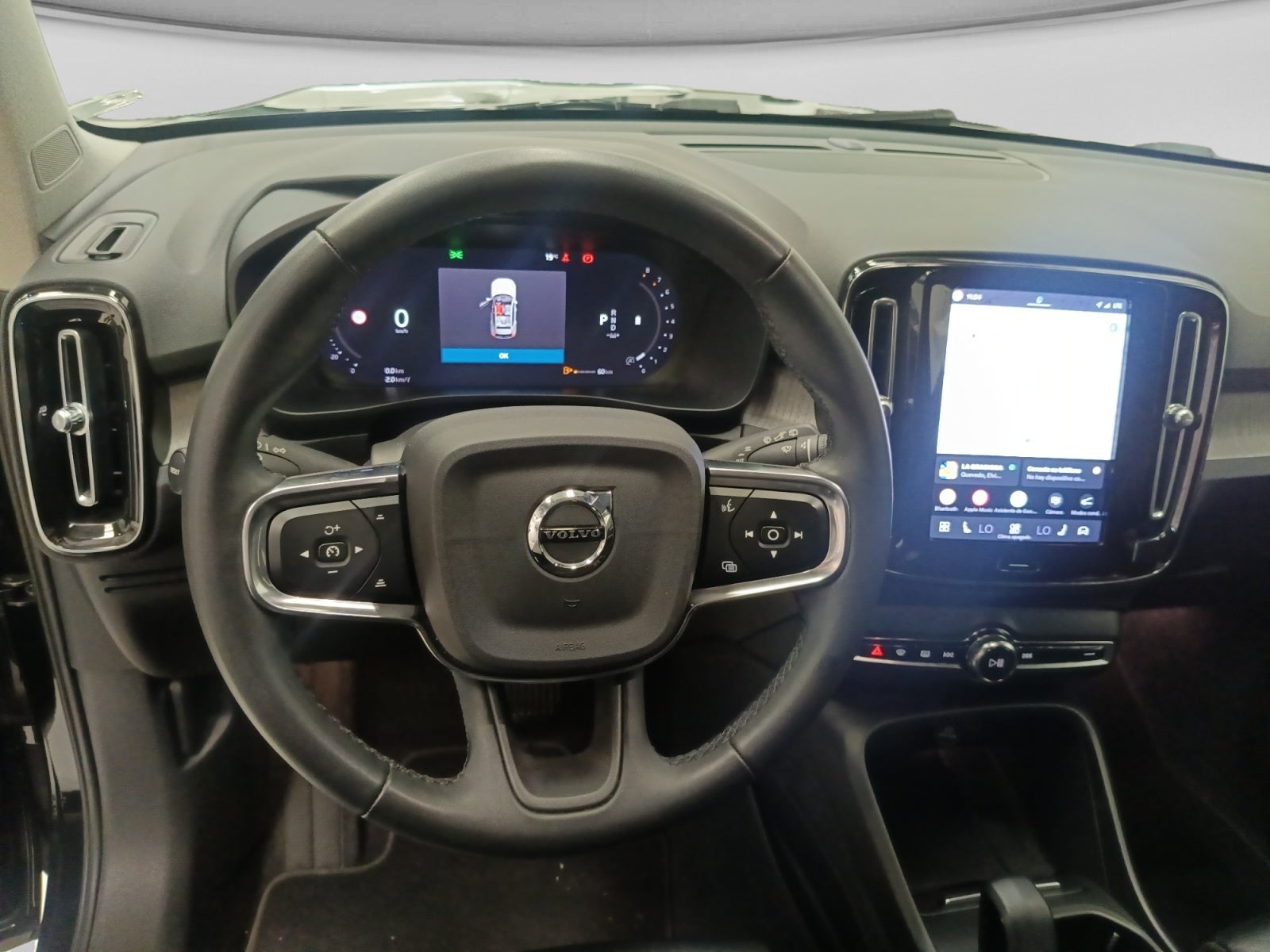 2023 Volvo XC40 PLUS B4 MILD HYBRID