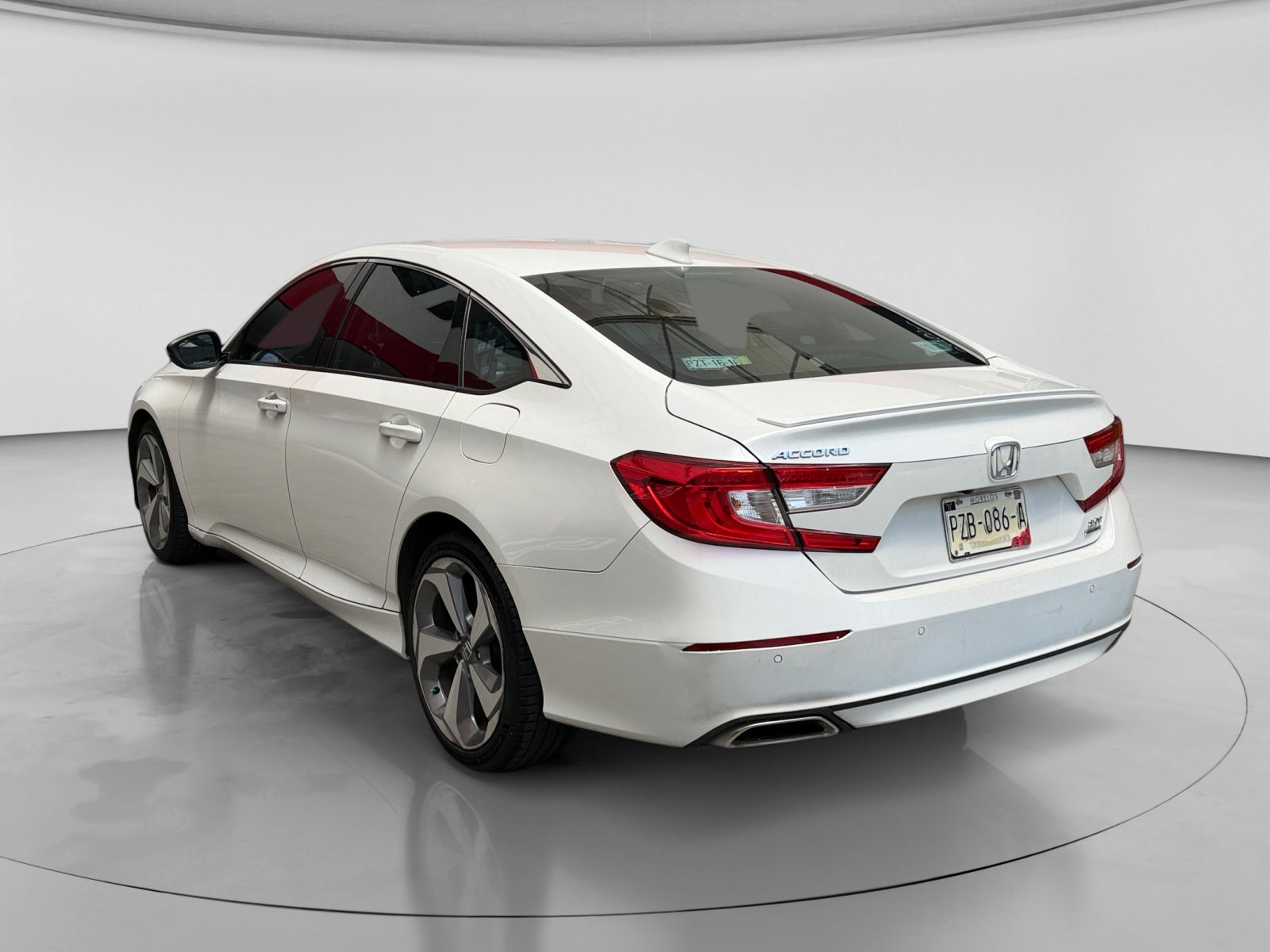 2018 Honda ACCORD TOURING