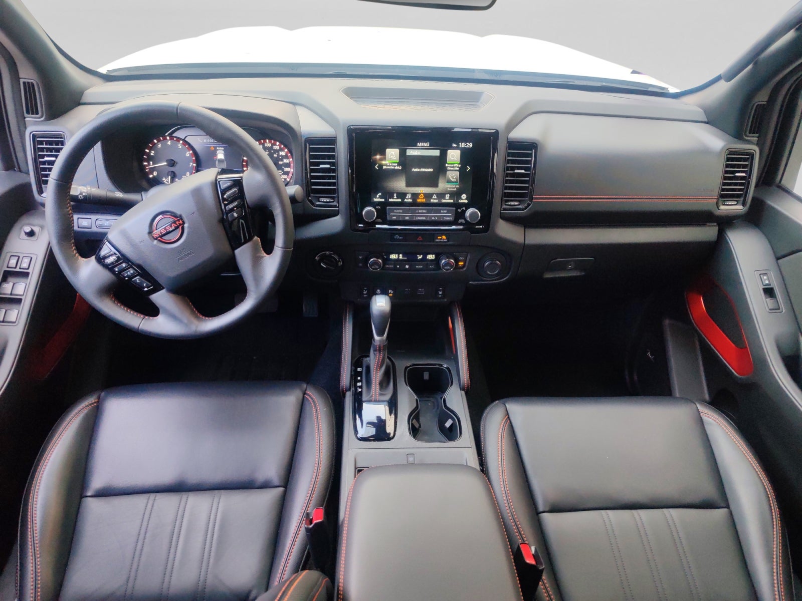2024 Nissan FRONTIER V6 PRO-4X 24