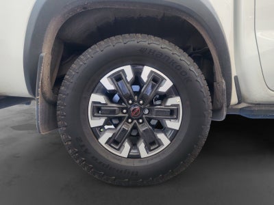 2024 Nissan FRONTIER V6 PRO-4X 24
