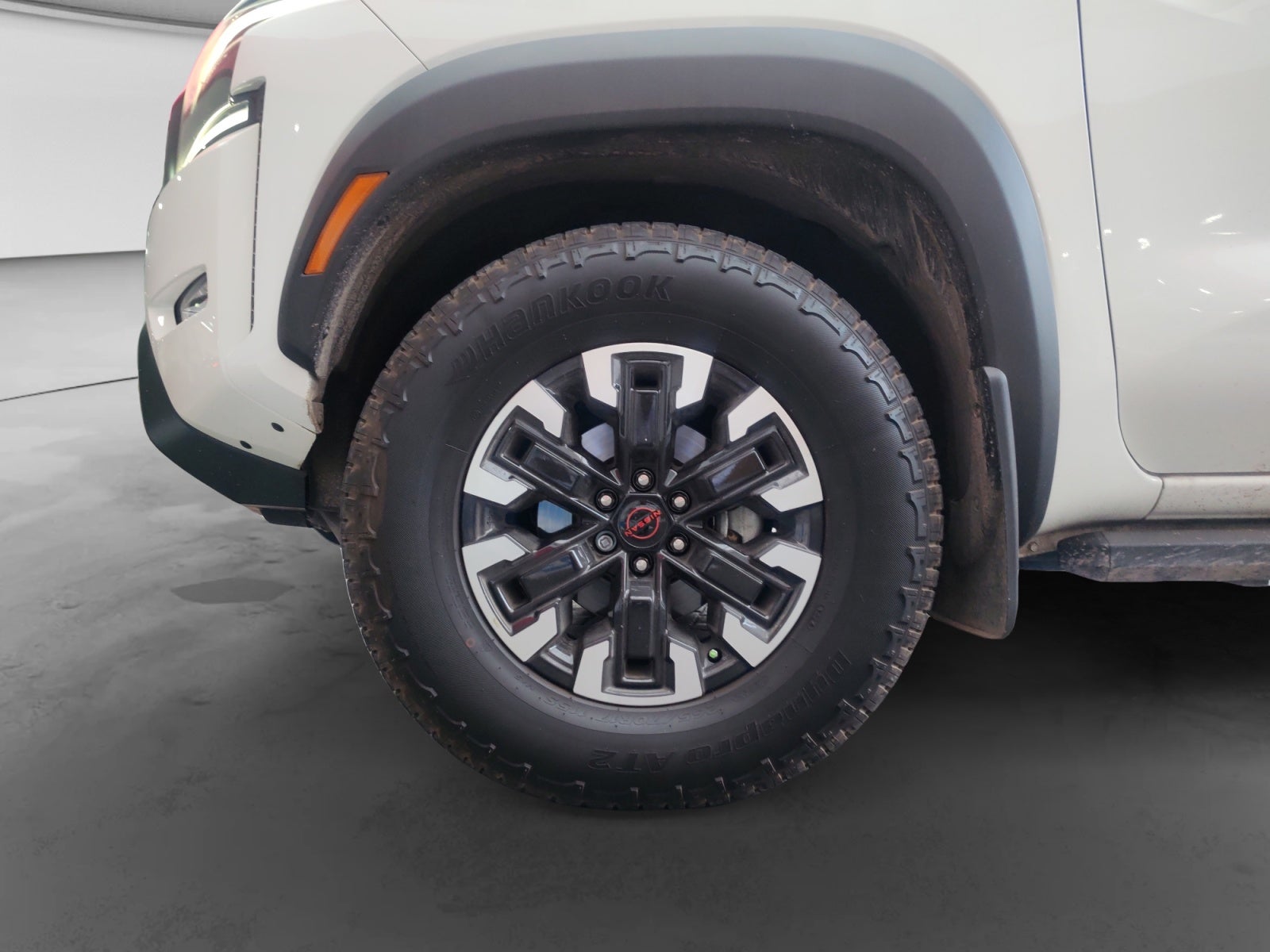 2024 Nissan FRONTIER V6 PRO-4X 24