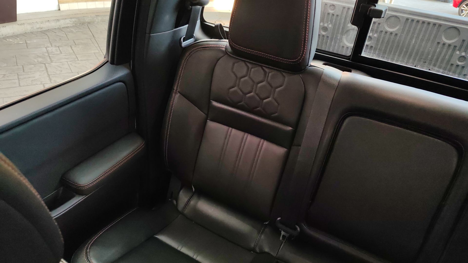 2024 Nissan FRONTIER V6 PRO-4X 24