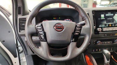 2024 Nissan FRONTIER V6 PRO-4X 24