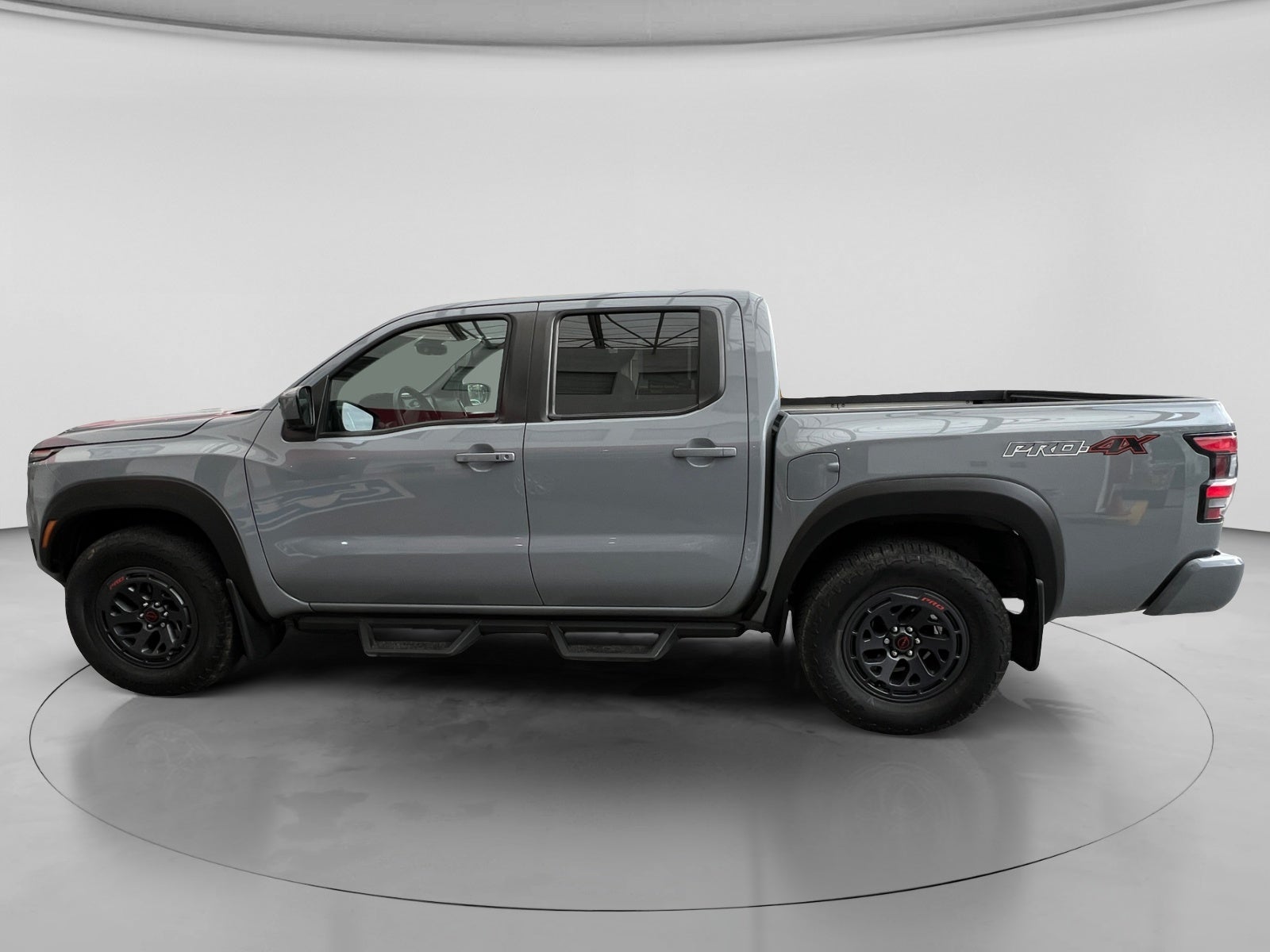 2025 Nissan FRONTIER PRO-4X 4X4 TA 25