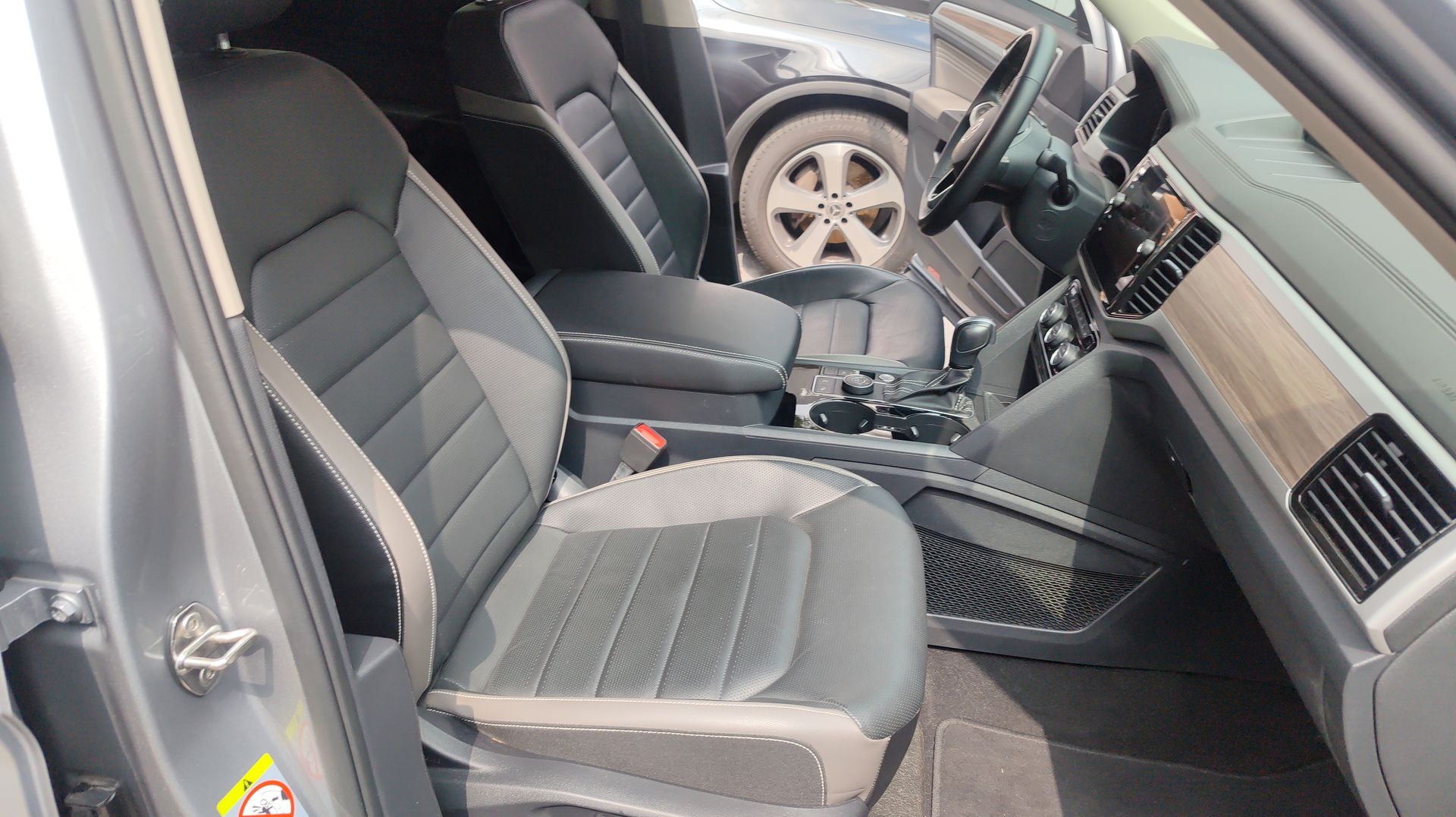 2023 Volkswagen TERAMONT HIGHLINE LONG DRIVE