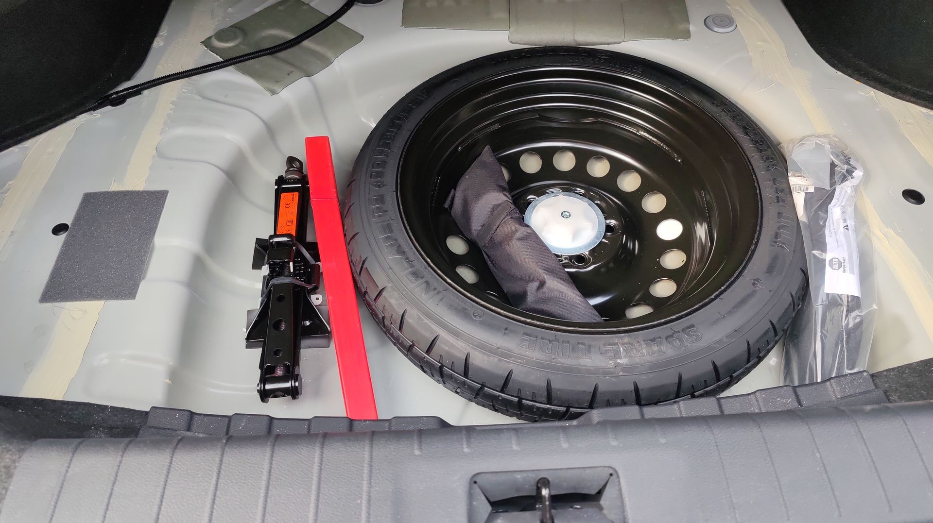 2025 Nissan SENTRA ADVANCE CVT 25