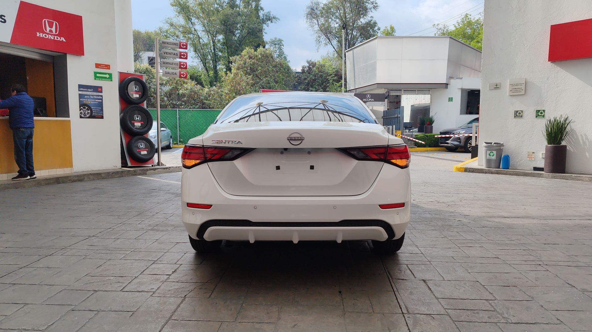 2025 Nissan SENTRA ADVANCE CVT 25