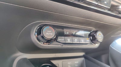 2026 Nissan KICKS ADVANCE CVT 26