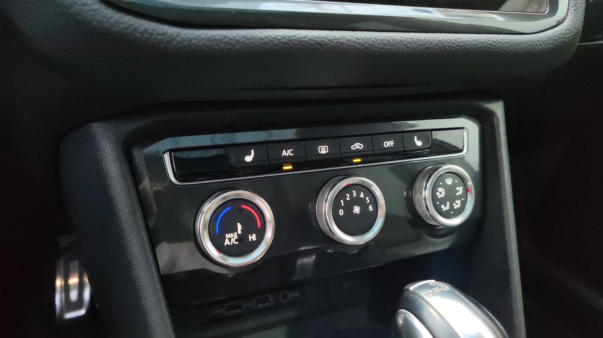 2019 Volkswagen TIGUAN TIGUAN COMFORTLINE