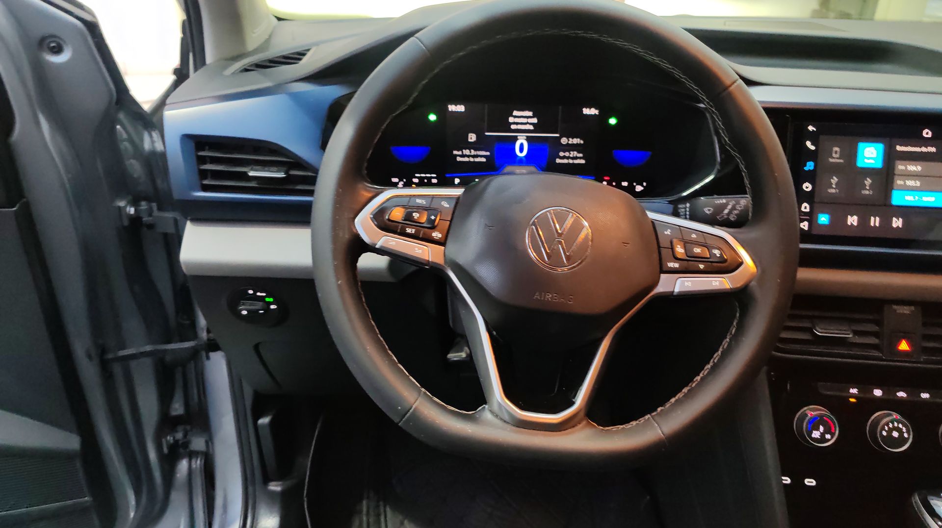 2023 Volkswagen TAOS COMFORTLINE