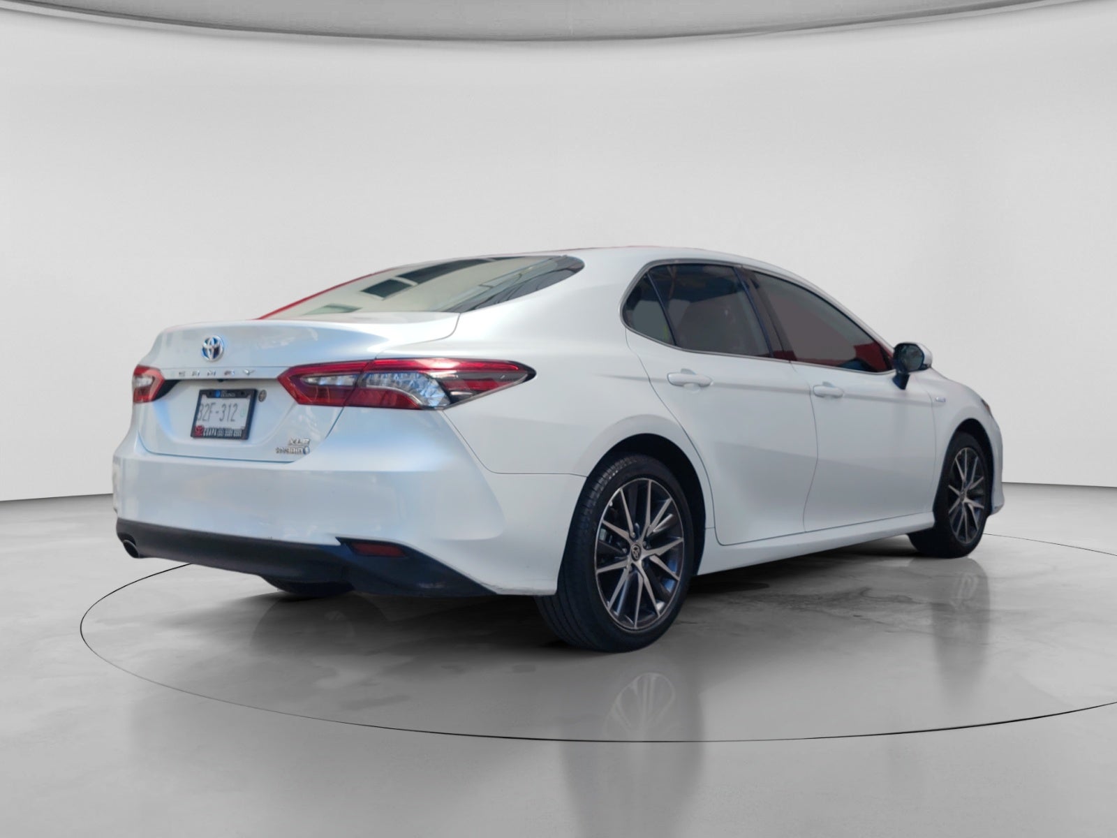 2021 Toyota CAMRY XLE HV