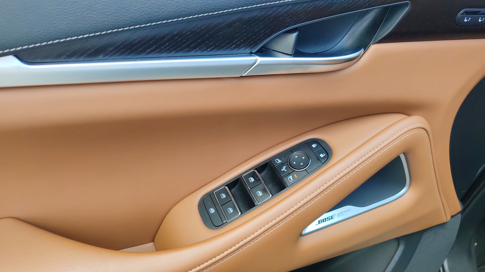 2023 Nissan INFINITI 3.5L SENSORY AWD 23