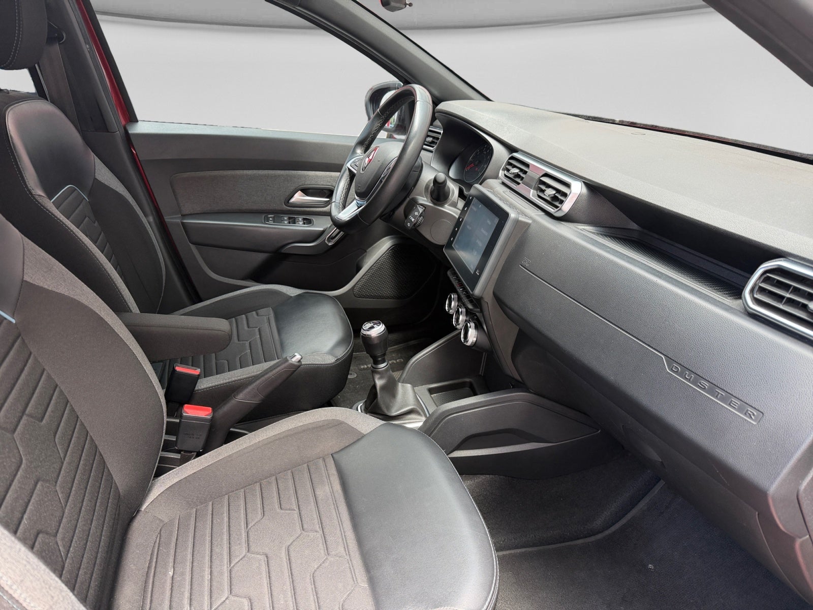2023 RENAULT DUSTER ICONIC TM