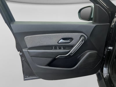 2023 RENAULT DUSTER ICONIC CVT