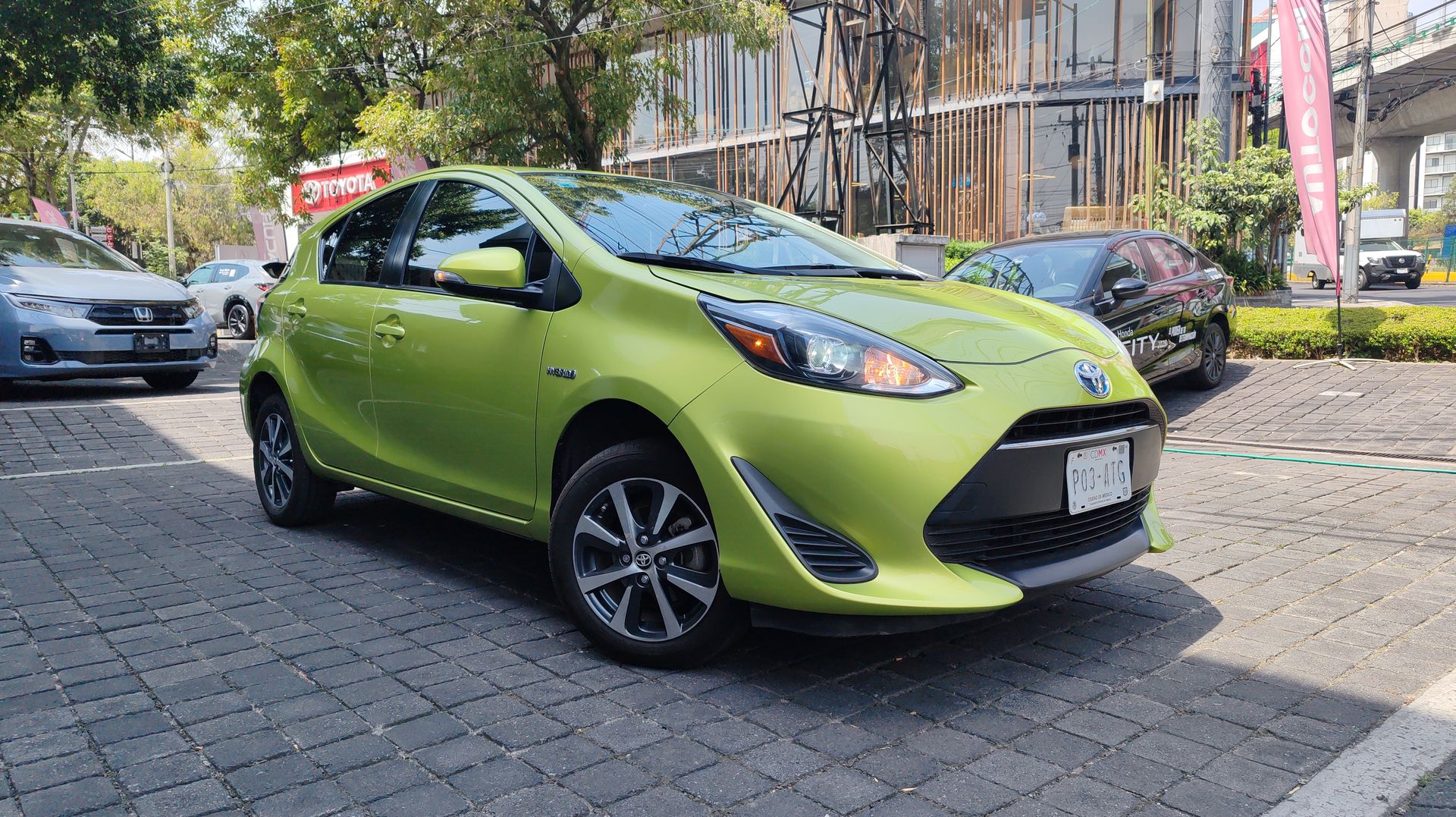 2018 Toyota PRIUS 1.5 HYBRID AUTO