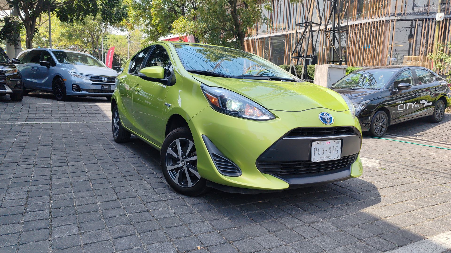 2018 Toyota PRIUS 1.5 HYBRID AUTO