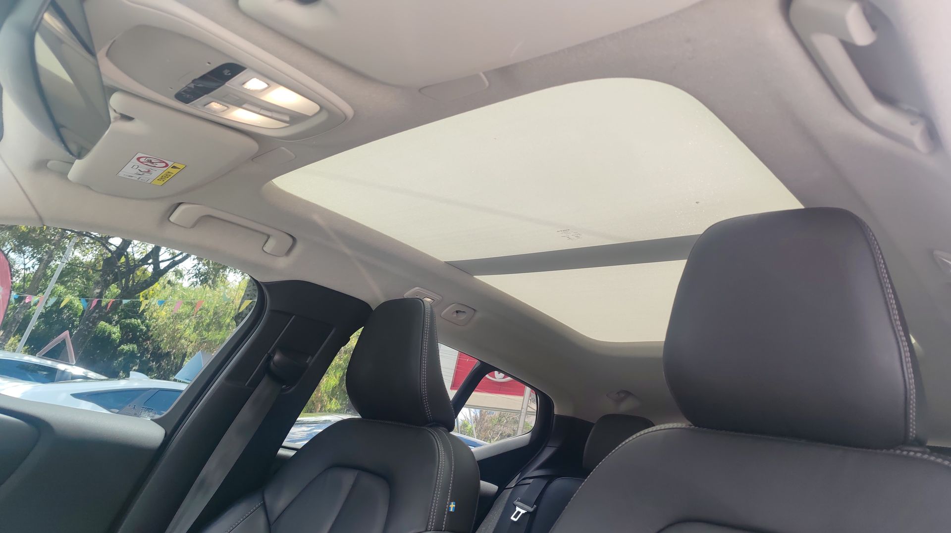 2023 Volvo XC40 ULTIMATE B4 MILD HYBRID
