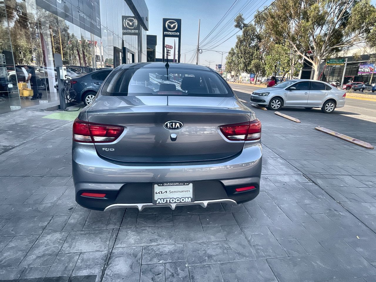 2020 Kia RIO SEDÁN LX TM
