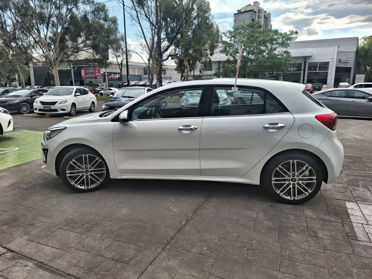 2023 Kia RIO NEW KIA RIO 1.6L EX PACK A/T HB