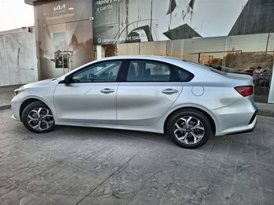 2021 Kia FORTE LX IVT