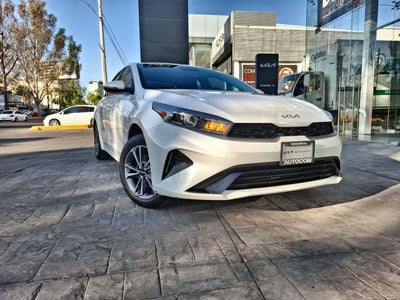 2023 Kia FORTE LX IVT